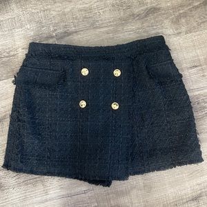 House of Harlow tweed skort